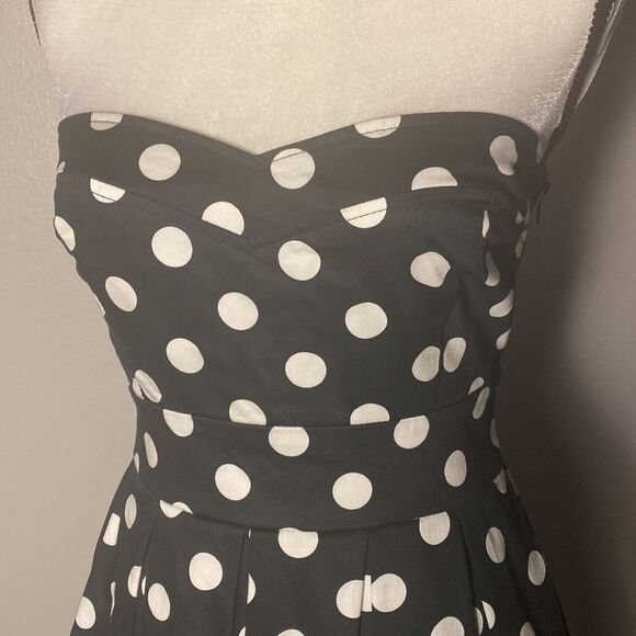 Modcloth IXIA Strapless Fit and Flare Polka Dot Dress sz M - Picture 2 of 5